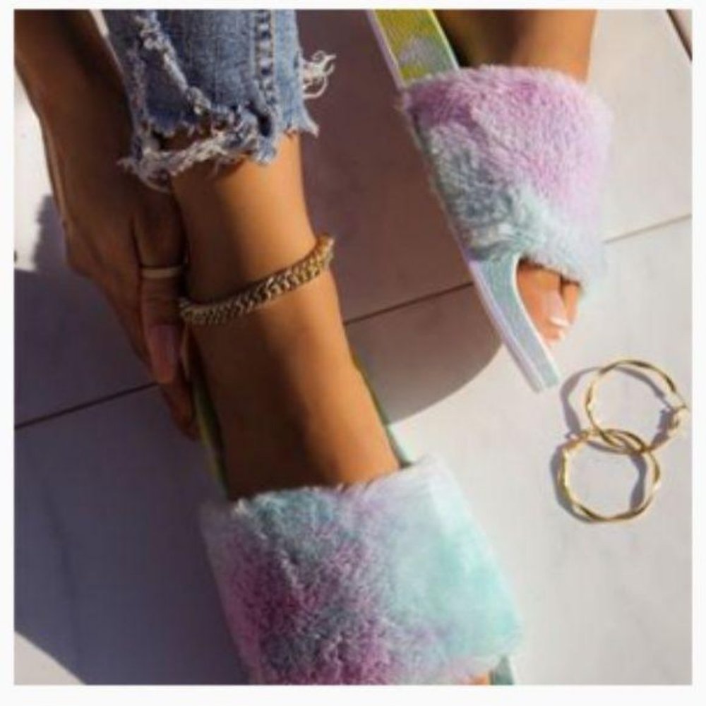 Tie Dye Slides - Picture 2 of 9